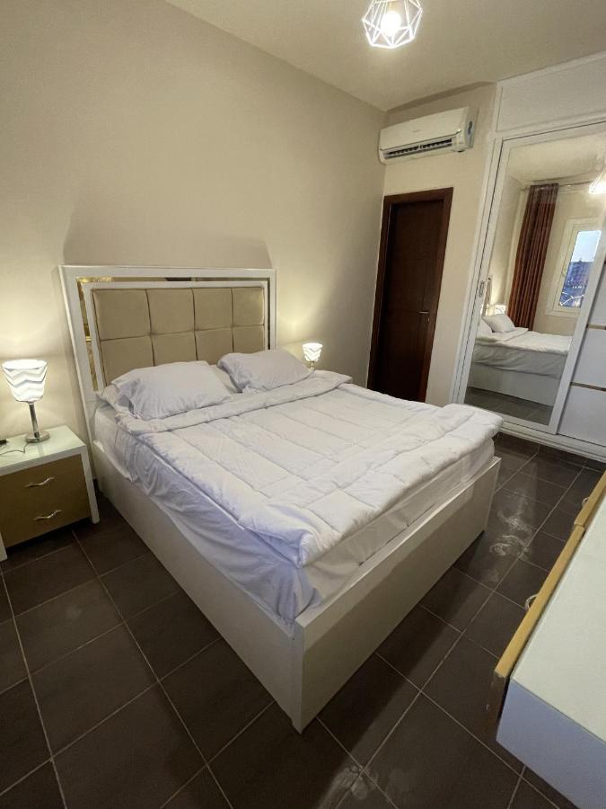 Fully Equipped Apartments Pool & Mountains View In Porto Sharm Resort Buitenkant foto